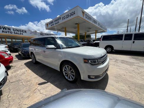 Used 2014 Ford Flex Limited FWD image 3