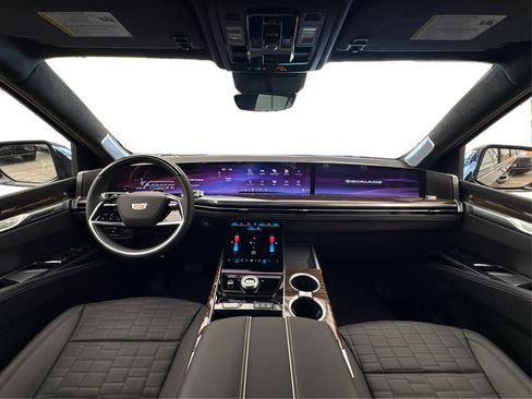 New 2025 Cadillac Escalade ESV Sport Platinum image 24