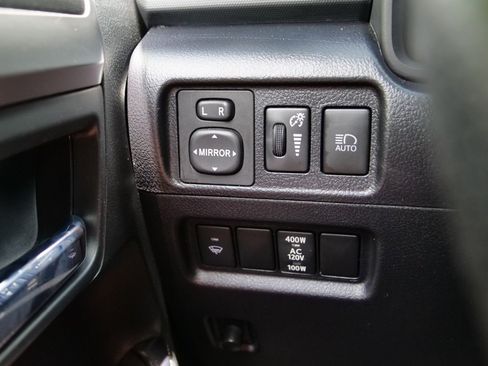 Used 2020 Toyota 4Runner SR5 Premium AWD/4WD image 15
