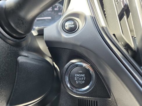 Used 2025 Subaru Crosstrek 2.5i Limited AWD/4WD image 24