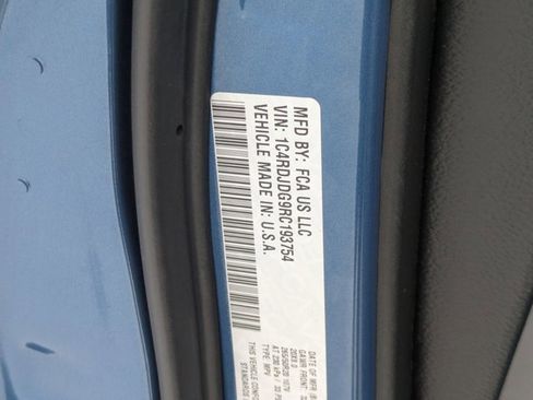 Used 2024 Dodge Durango GT AWD/4WD image 23
