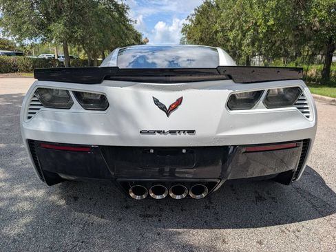Used 2016 Chevrolet Corvette Z06 w/ 3LZ Preferred Equipment Group RWD image 6