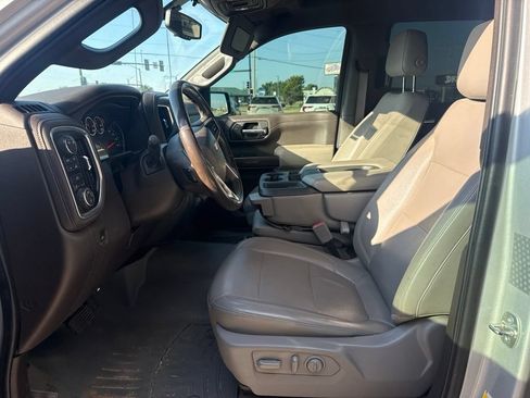 Used 2019 Chevrolet Silverado 1500 LT w/ Texas Edition AWD/4WD image 17
