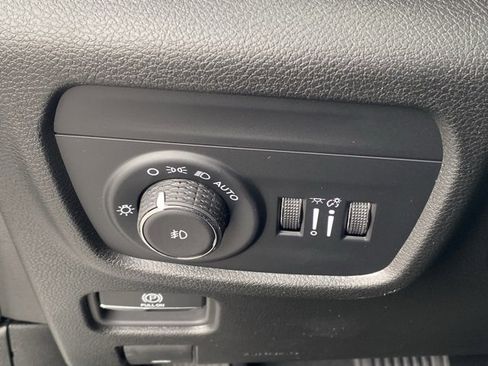 New 2025 Jeep Grand Cherokee L Limited w/ Black Appearance Package image 27