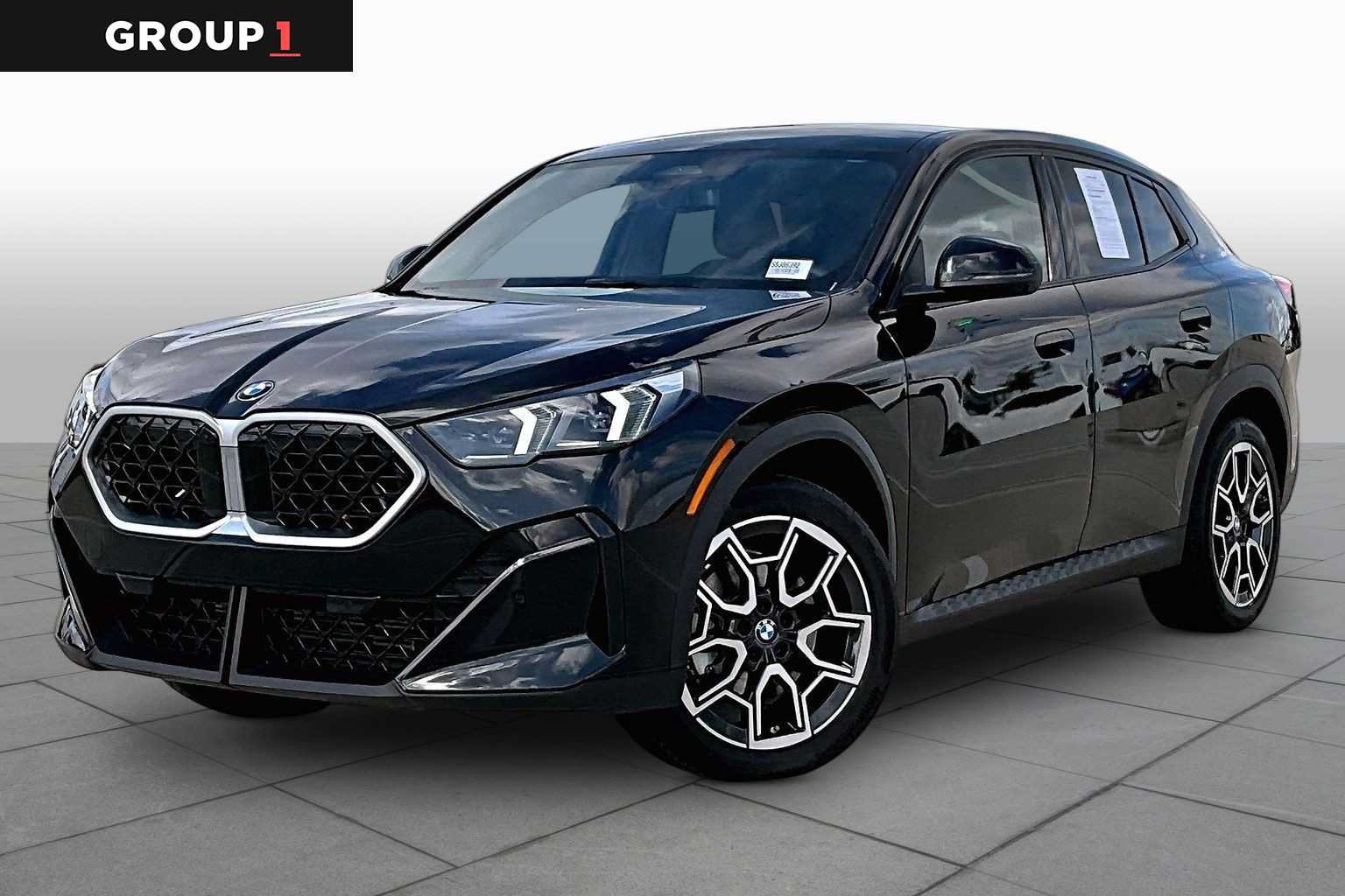 Used 2025 BMW X2 xDrive28i AWD/4WD image 1