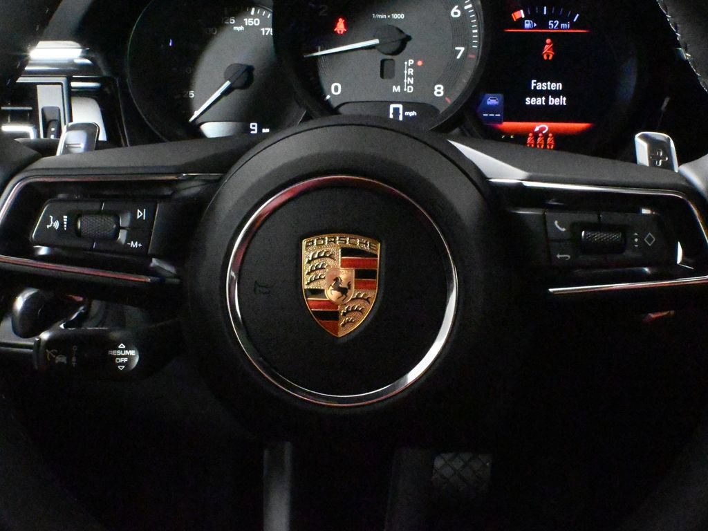 Used 2026 Porsche Macan AWD/4WD image 19