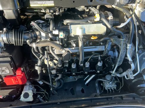Used 2020 Nissan Kicks SV FWD image 34