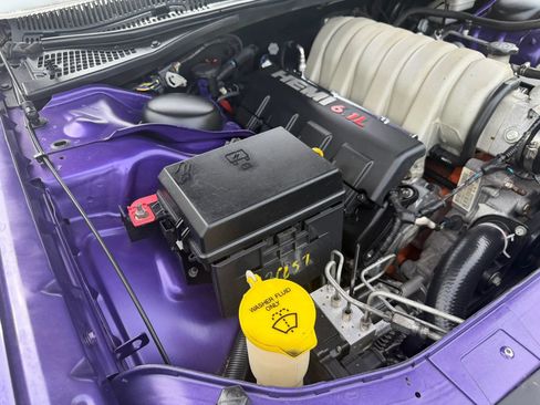 Used 2010 Dodge Challenger SRT8 w/ SRT Option Group II RWD image 32
