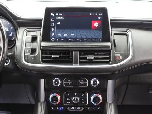 Used 2022 GMC Yukon XL SLT w/ SLT Luxury Package AWD/4WD image 27