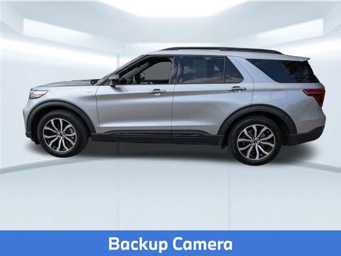 Used 2024 Ford Explorer ST-Line w/ Class IV Trailer Tow Package image 2