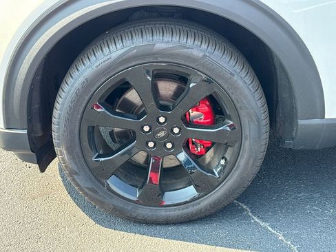 New 2024 Ford Explorer ST w/ Equipment Group 401A AWD/4WD image 11