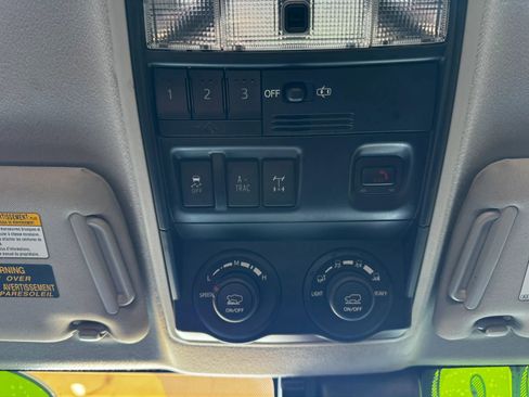 Used 2021 Toyota 4Runner Venture image 16