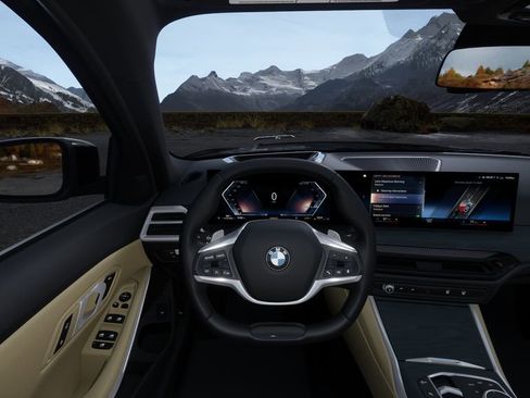 Used 2025 BMW 330i Sedan w/ Premium Package image 43