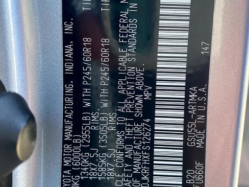 Used 2015 Toyota Highlander XLE image 23