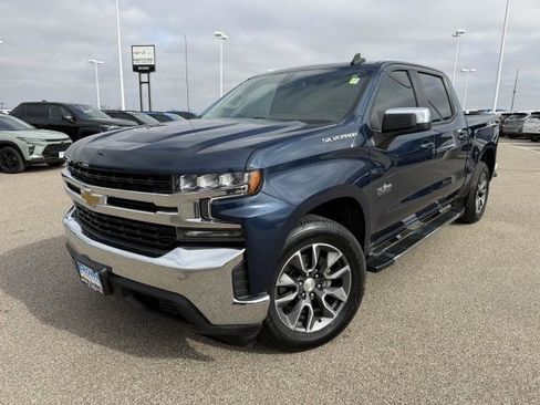 Used 2021 Chevrolet Silverado 1500 LT image 3