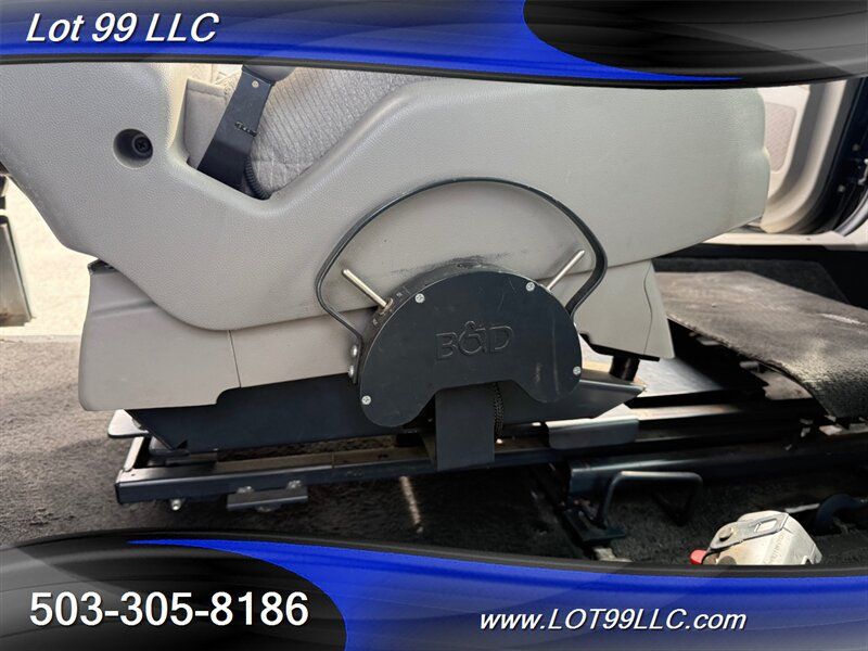 Used 2011 Honda Odyssey EX image 4