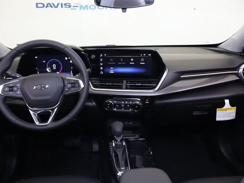 New 2026 Chevrolet Trax ACTIV w/ Driver Confidence Package FWD image 16