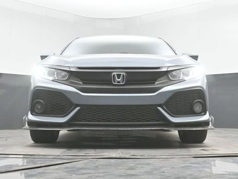 Used 2018 Honda Civic Sport image 28