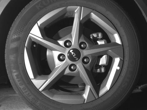 Used 2025 Kia K4 LXS image 13