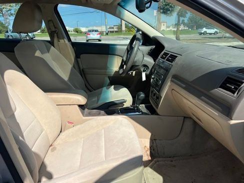 Used 2009 Ford Fusion SE FWD image 11