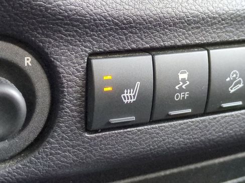 Used 2016 Jeep Wrangler Unlimited Rubicon image 38