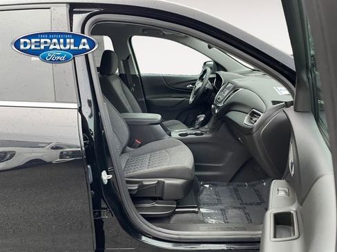 Used 2022 Chevrolet Equinox LT image 19