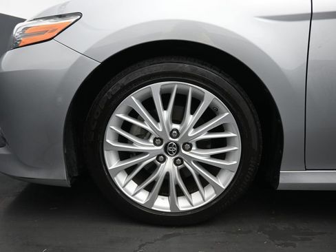 Used 2019 Toyota Camry XLE FWD image 50