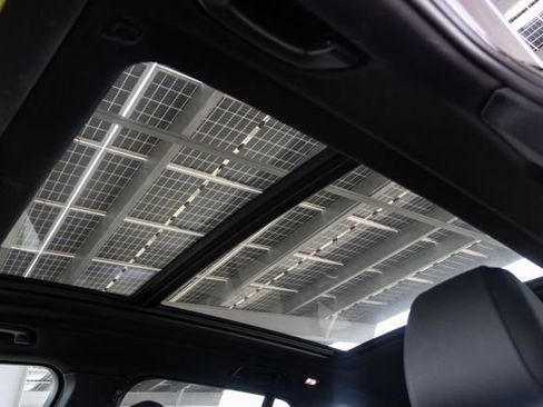 Used 2022 BMW X5 sDrive40i w/ Premium Package image 24