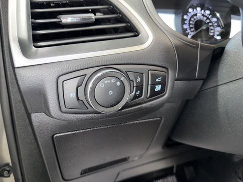 Used 2024 Ford Edge SEL w/ Convenience Package image 14