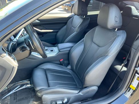 Used 2023 BMW 430i Coupe w/ M Sport Package RWD image 18