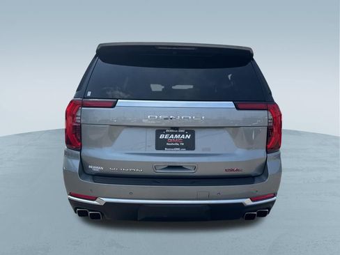 Used 2025 GMC Yukon XL Denali image 7