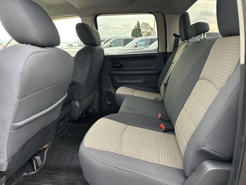 Used 2011 RAM 2500 ST w/ SXT Appearance Group image 10