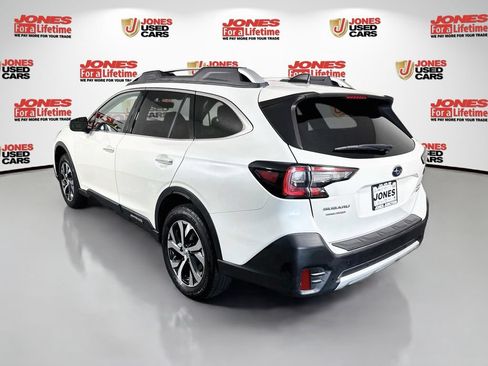 Used 2020 Subaru Outback Touring AWD/4WD image 2