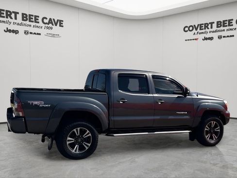 Used 2013 Toyota Tacoma PreRunner w/ TRD Sport Pkg image 9