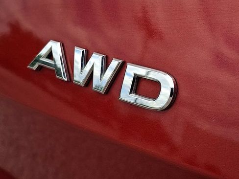 Used 2016 Nissan Rogue S AWD/4WD image 29