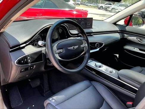 Used 2025 Genesis GV70 2.5T image 18