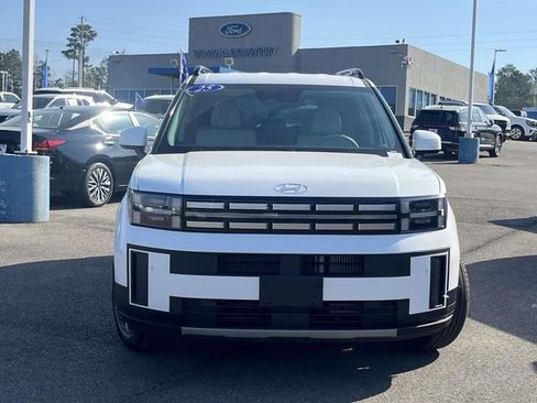 Used 2025 Hyundai Santa Fe SEL image 2