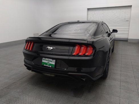 Used 2018 Ford Mustang Coupe w/ Equipment Group 101A RWD image 7
