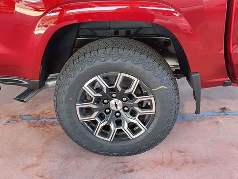 New 2026 Chevrolet Colorado Z71 w/ Technology Package AWD/4WD image 9
