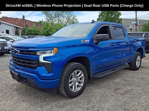 Used 2023 Chevrolet Silverado 1500 RST w/ Z71 Off-Road Package AWD/4WD image 3