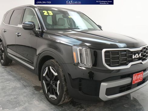 Used 2023 Kia Telluride S w/ S Sunroof Package image 1