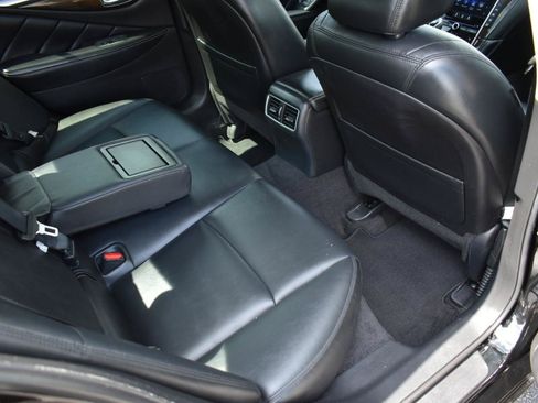 Used 2019 INFINITI Q50 Luxe w/ Essential Package (3.0T Luxe) RWD image 28