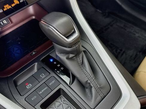 Certified 2025 Toyota RAV4 Limited w/ Advanced Technology Package FWD image 18