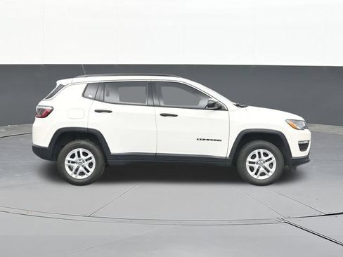 Used 2021 Jeep Compass Sport AWD/4WD image 16