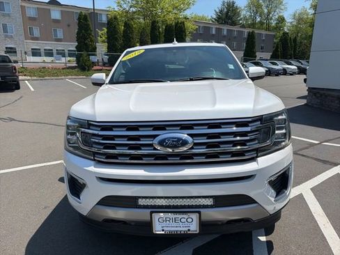 Used 2018 Ford Expedition Limited w/ Equipment Group 302A AWD/4WD image 2