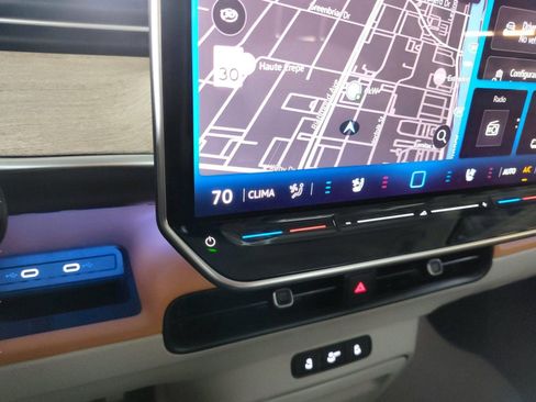 New 2025 Volkswagen ID. Buzz Pro S Plus image 20