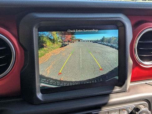 Certified 2020 Jeep Wrangler Unlimited Rubicon w/ Dual Top Group image 19