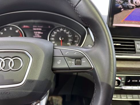 Used 2022 Audi Q5 2.0T Premium image 32