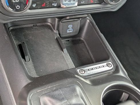 Used 2025 Ford Bronco Outer Banks image 27