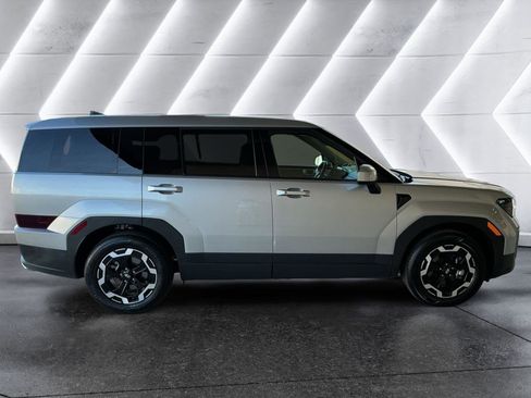 Certified 2025 Hyundai Santa Fe SE image 4